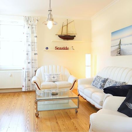 Appartement & Ferienwohnungen Thiess Rostock Eksteriør billede