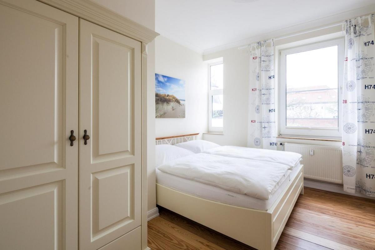 Appartement & Ferienwohnungen Thiess Rostock Eksteriør billede
