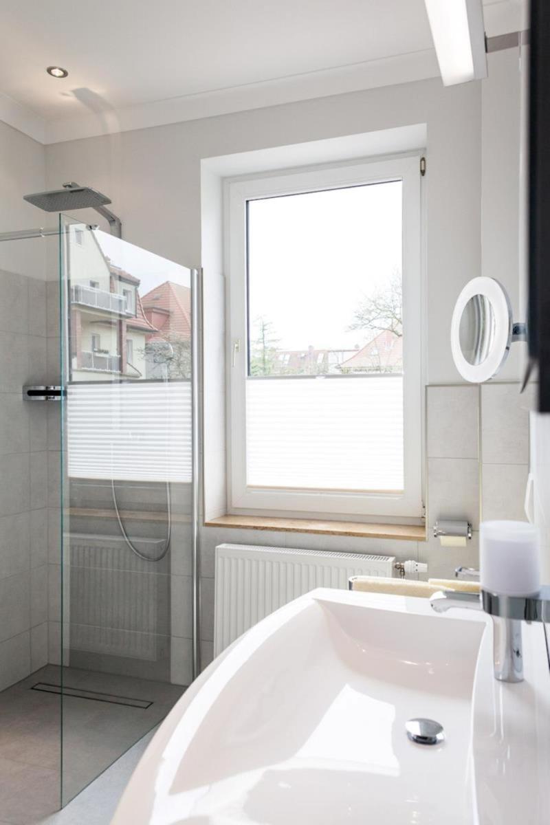 Appartement & Ferienwohnungen Thiess Rostock Eksteriør billede
